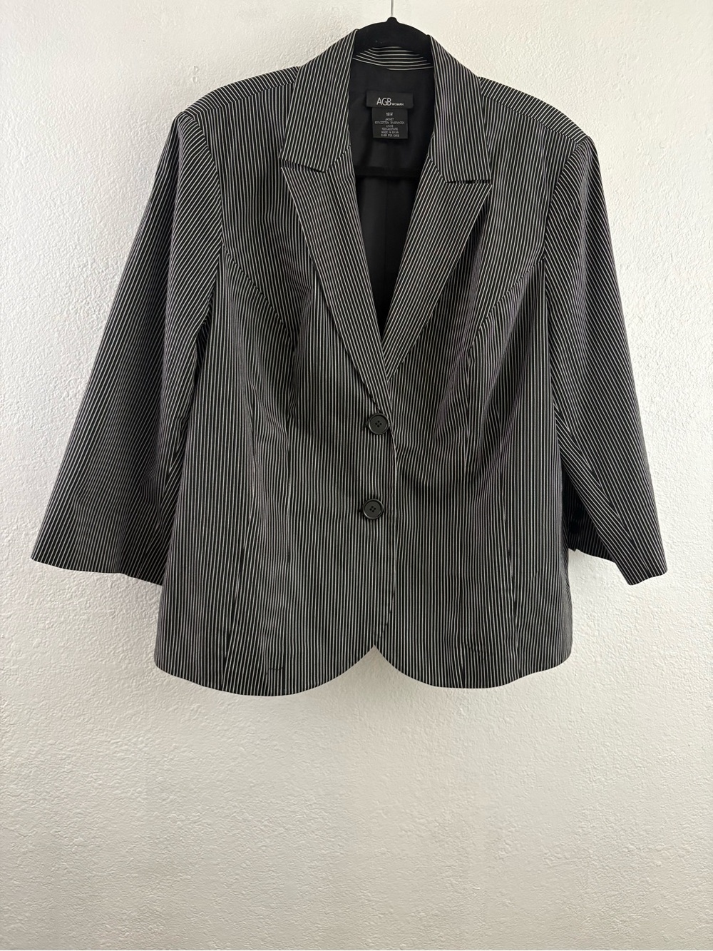 AGB Woman single-breasted pinstripe blazer size 18W